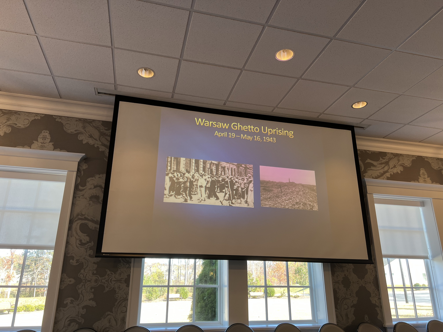Mike Lowder presenting his talk about the Warsaw Ghetto Uprising at the Shalom Club